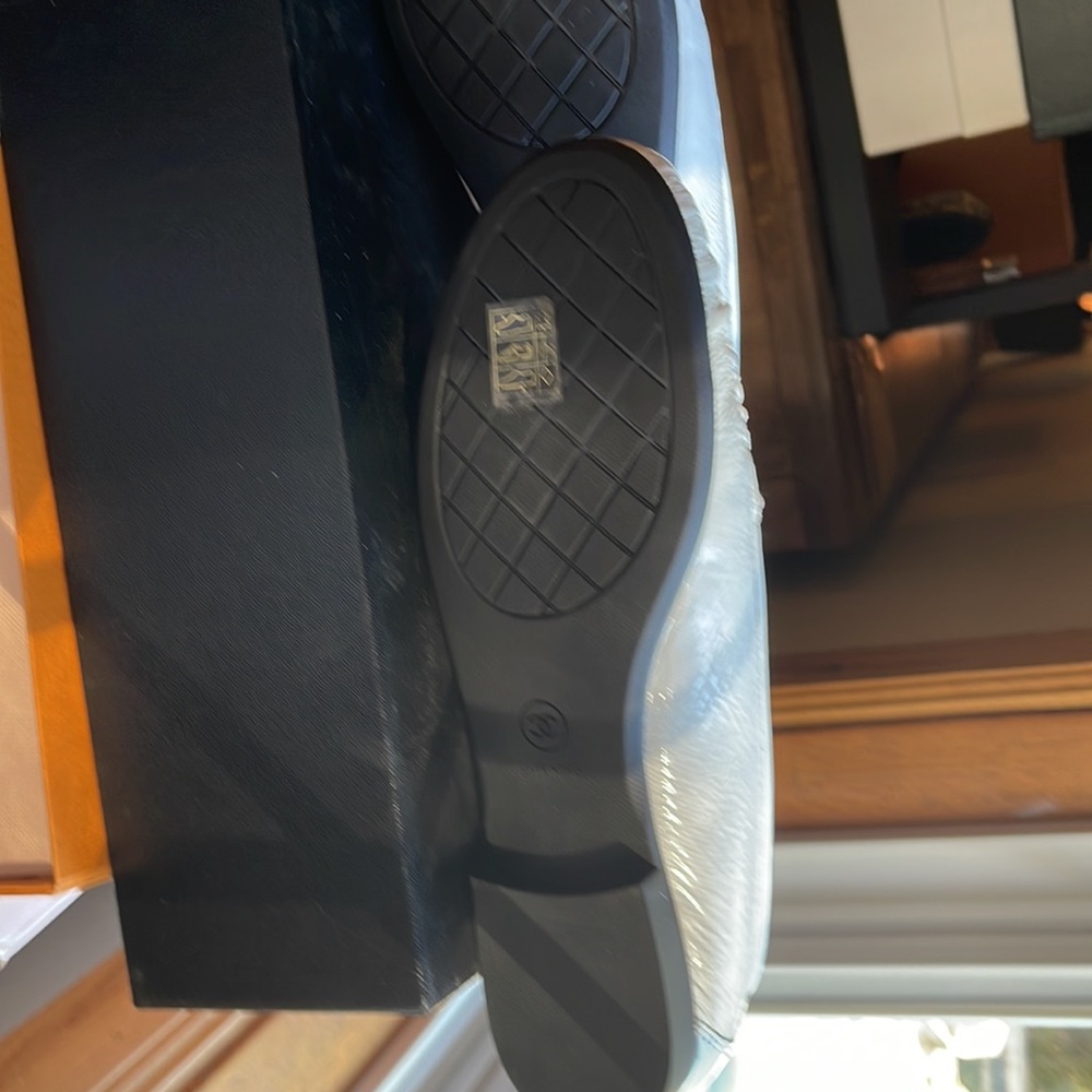 White mocassins- loafer - Picture 3 of 7